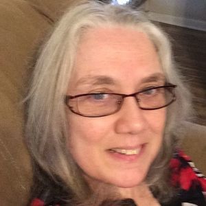 Meet your Posher, Debi